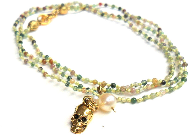 Necklace Multicolored Agate Beads Hand-knotted Pure Silk Gold Tiny Skull Charm White Pearl Tiny Agate Beads Spring Fashion